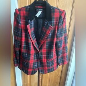 Sag‎ Harbor Red and Black Plaid Blazer